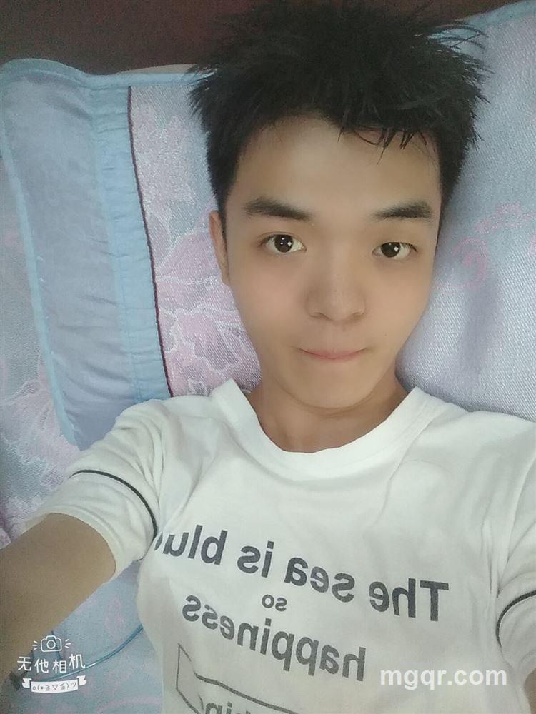 歌声是堇色的头像