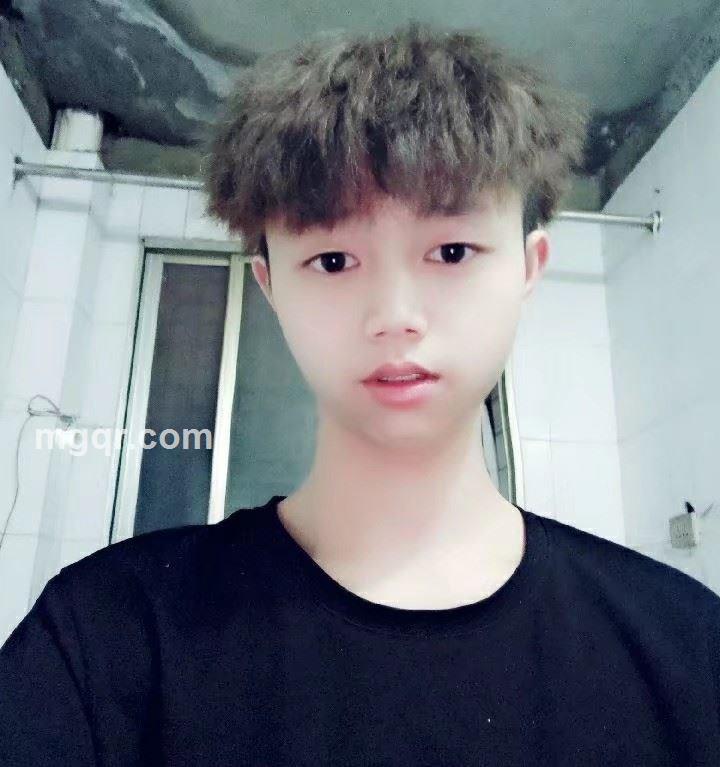 《忆白》的头像