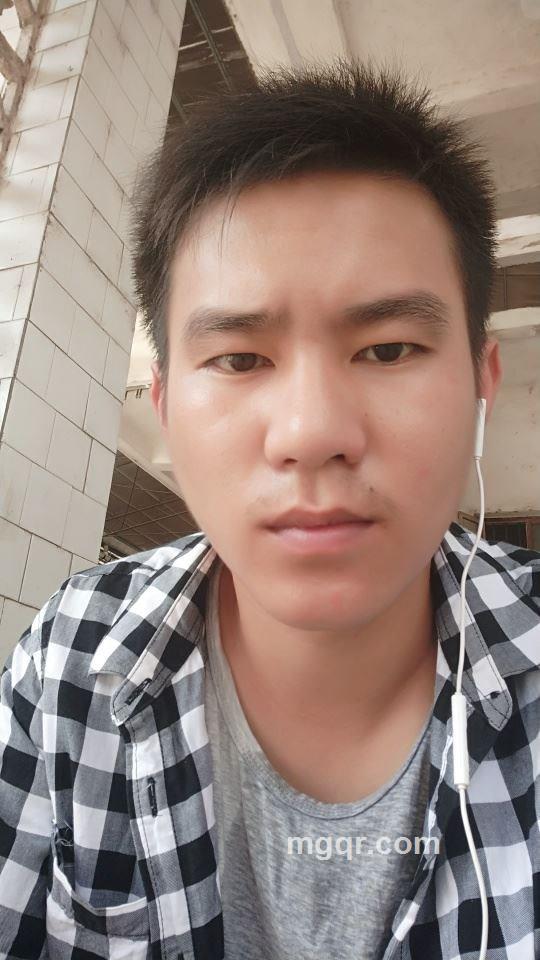 黑色名字的头像