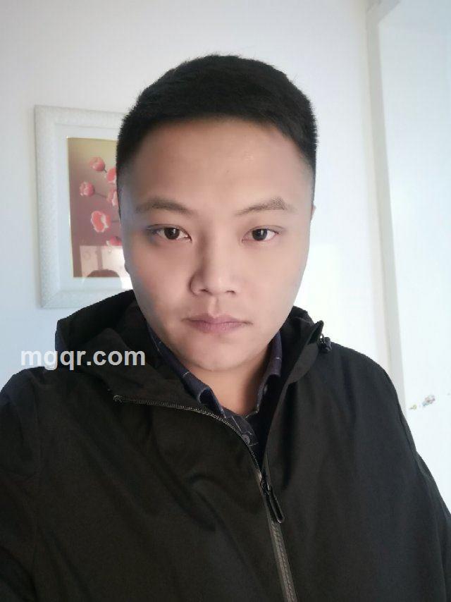 骑车子的少年的头像