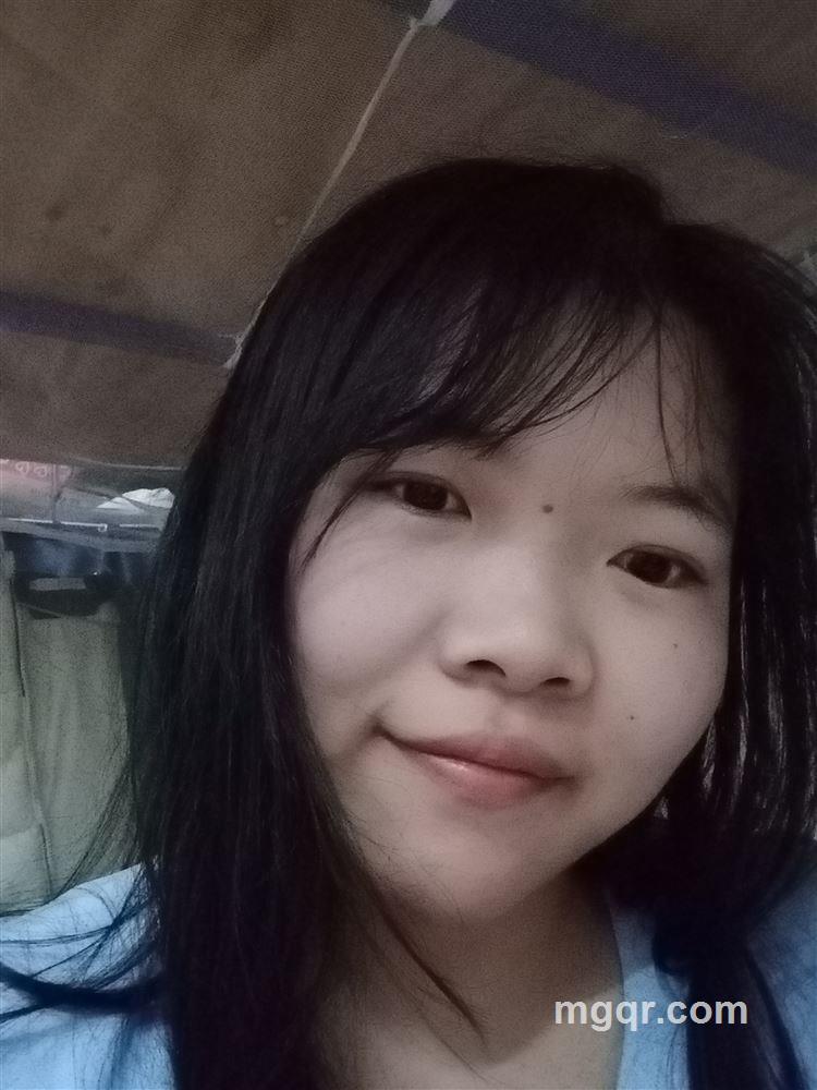 浅橙色的微光的头像