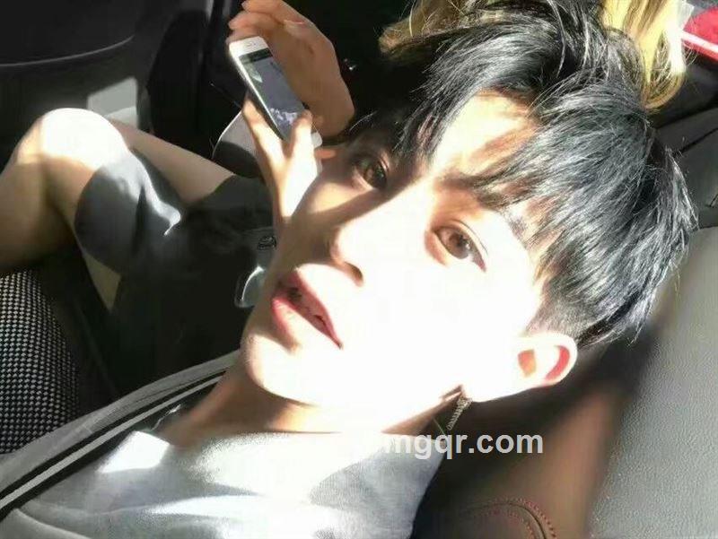 凌柒℡瞳瞳的头像