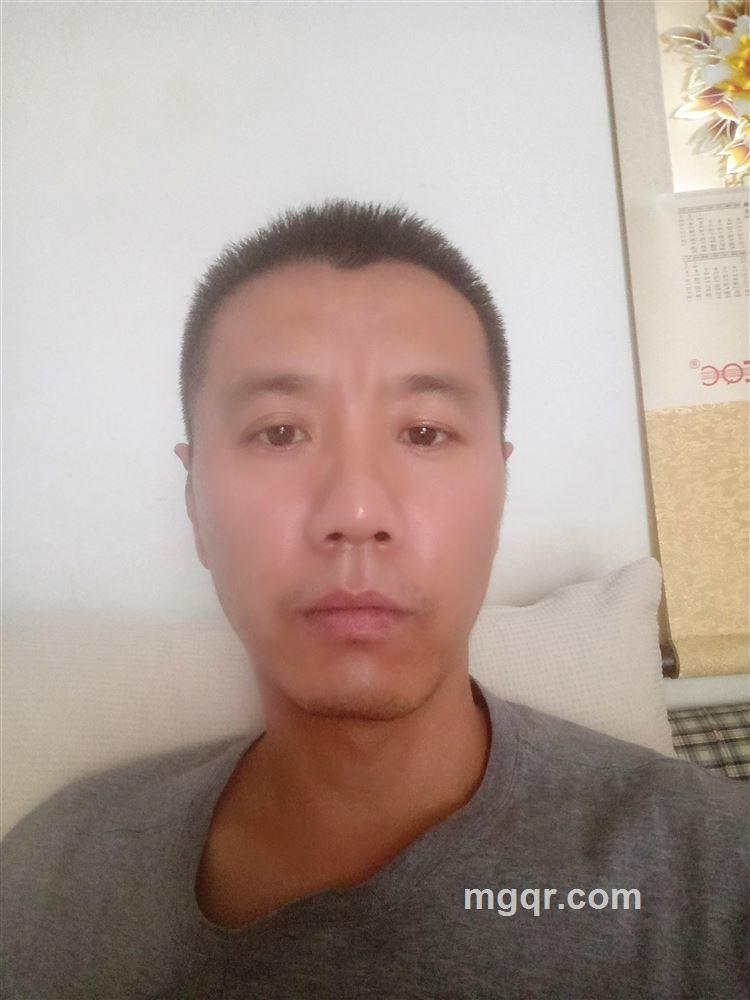 生活不止眼前的苟且的头像