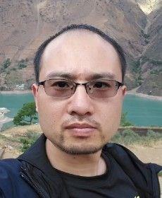 小狼莫名
