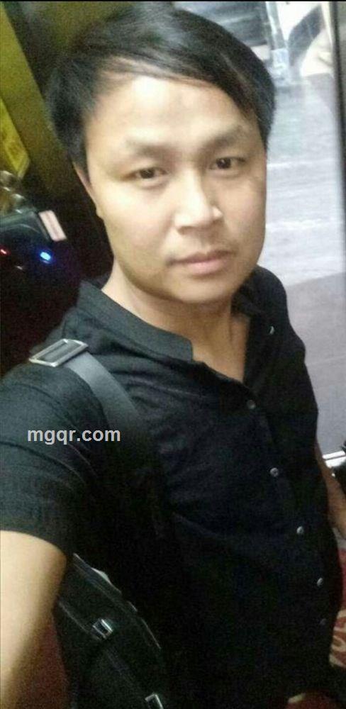 成熟的上海男人的头像