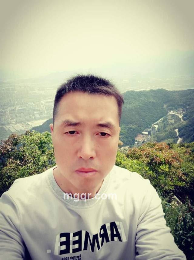 来到火星喝杯茶的头像