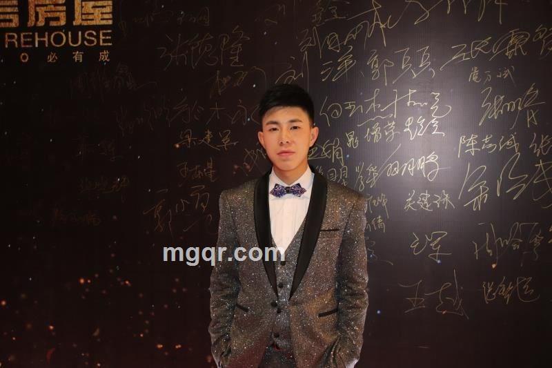 垃圾且无趣的头像