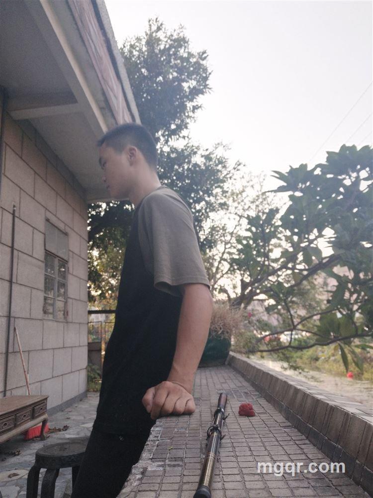 孤岛帆船的头像
