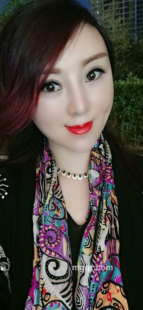 微笑的眼睛的头像