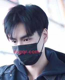 奔腾的信封的头像