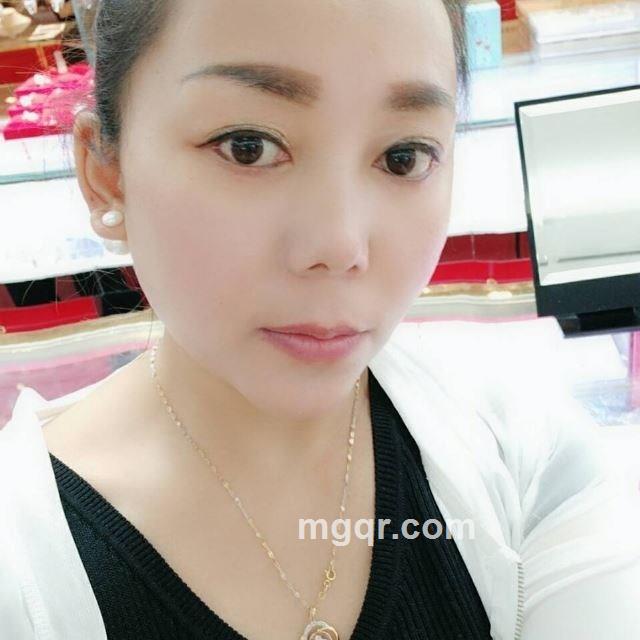 笑而不语的头像