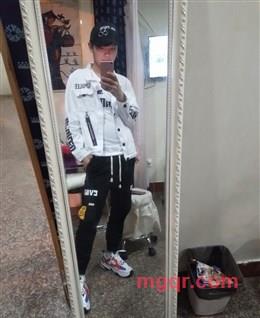 1215nsbm的头像