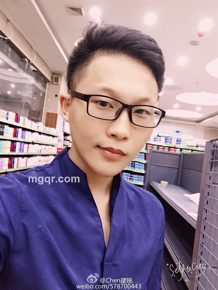 白的头像