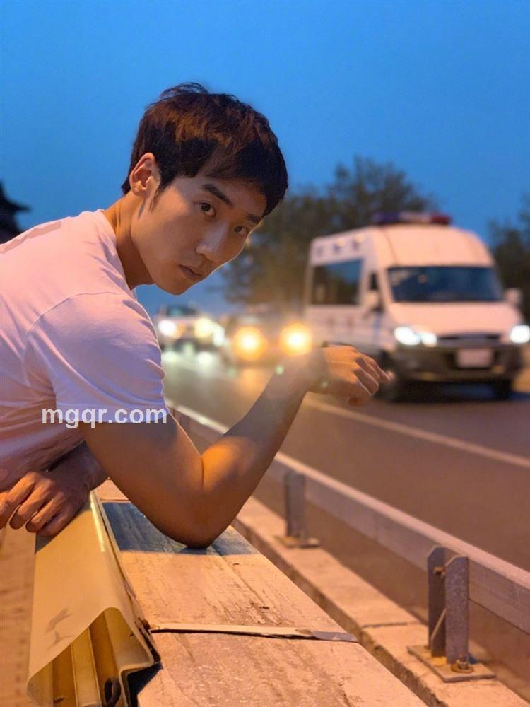 蓝色杜蕾斯的头像