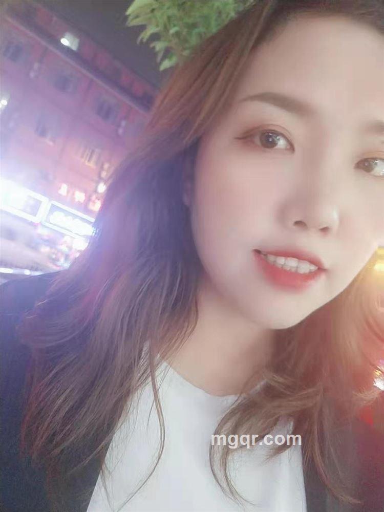 漂亮的女孩的头像