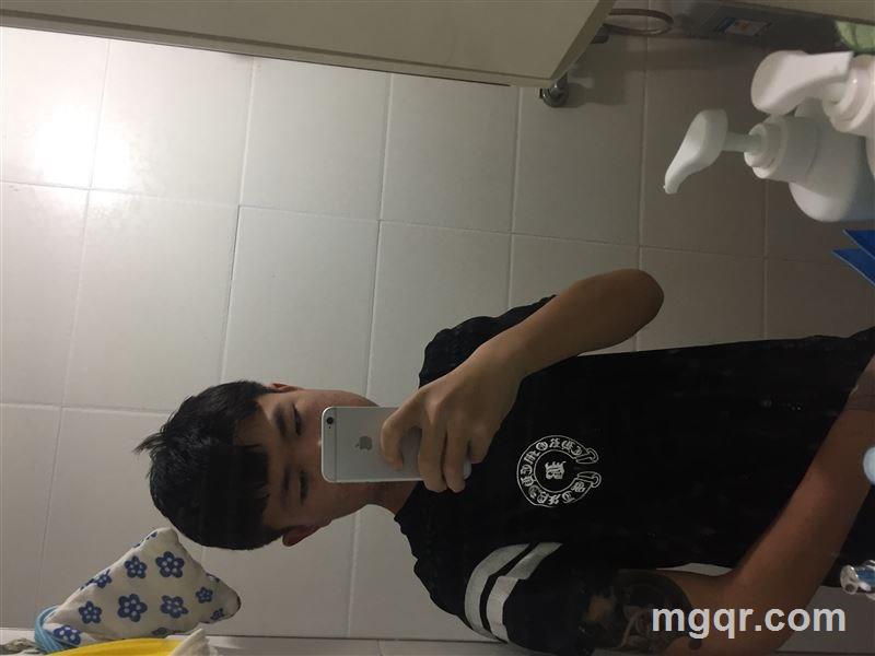 精神小伙的头像
