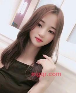 拿笔小心的头像