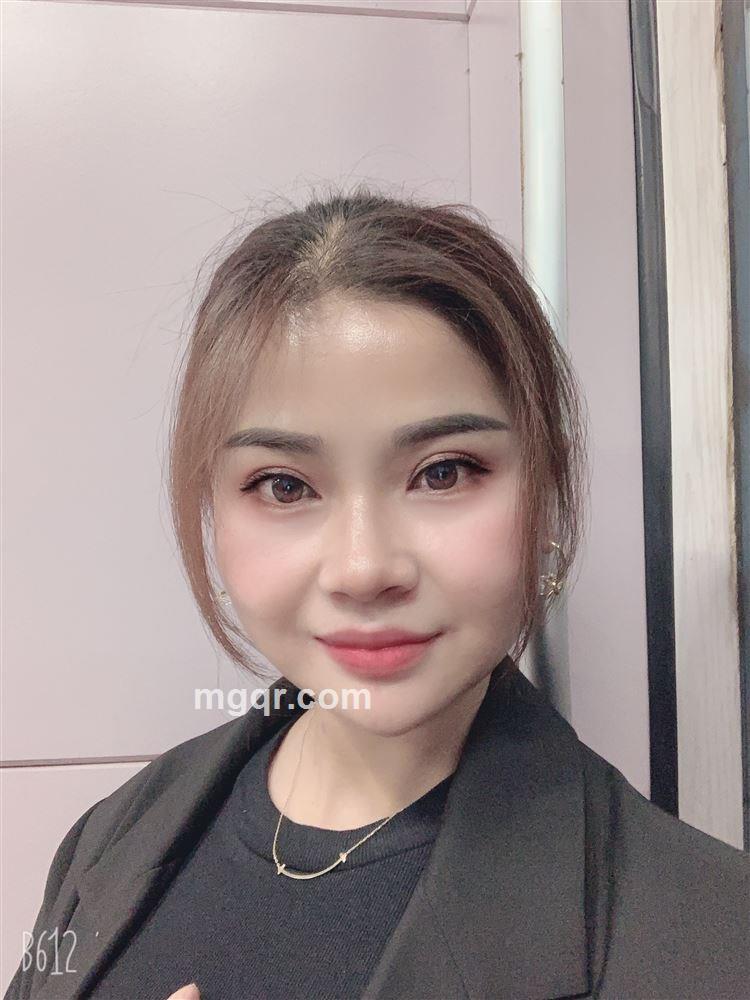 在大雁塔的诗珊的头像