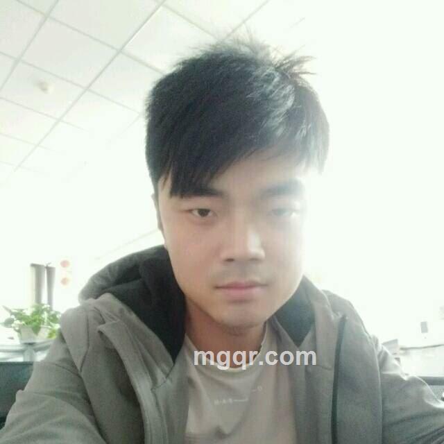 夜伴微凉的头像