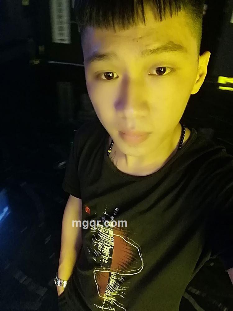 啧啧啧的头像
