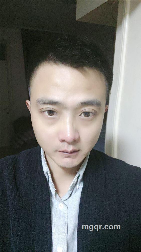 胡子拉碴的头像