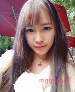 女孩为谁妆的头像