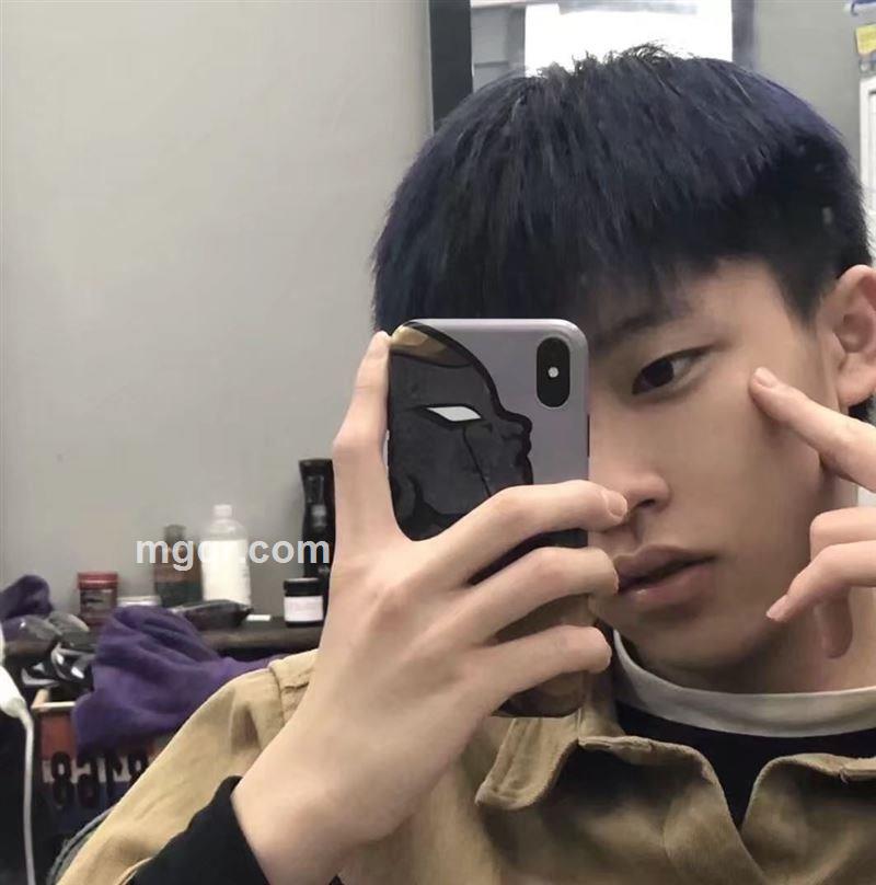 我不是突秃的头像