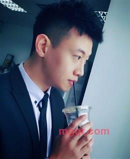 海_阔_天_空的头像