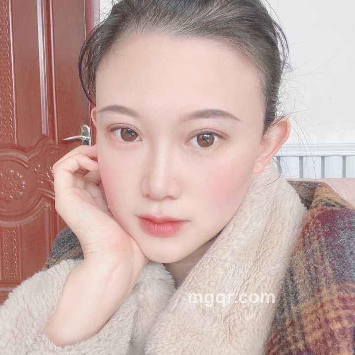 对生活比个耶的头像