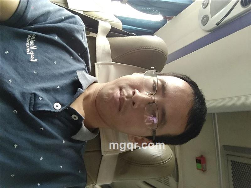 因为有你所以幸福的头像