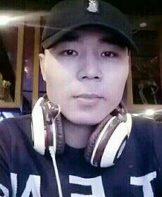 我在這裡等你的头像