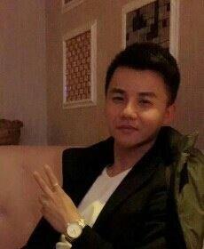 裤裆有恶魔的头像