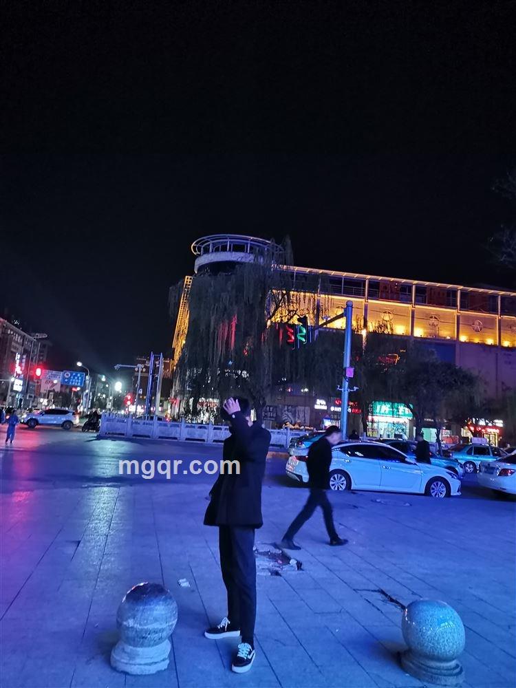 情有独钟的头像