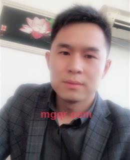 ------狂想旅程的头像