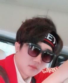 画个逗号的头像