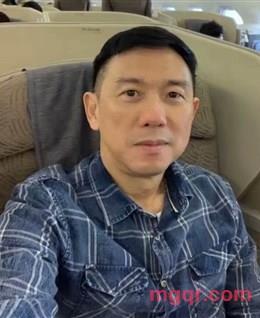 一杯清茶品日月的头像