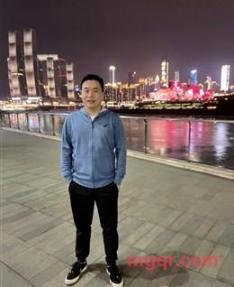 吾为卿狂001的头像