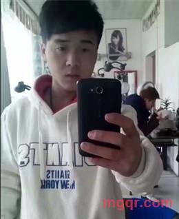 吃过东西待躲的头像