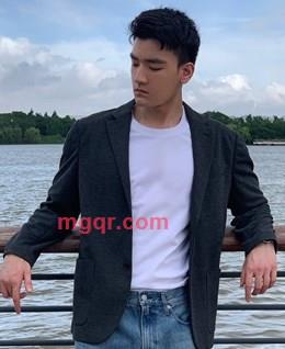 陌年微凉1的头像