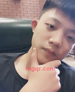小李要睡觉·的头像