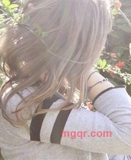 一瞬间的烟火的头像