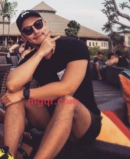 怀抱拥久的头像