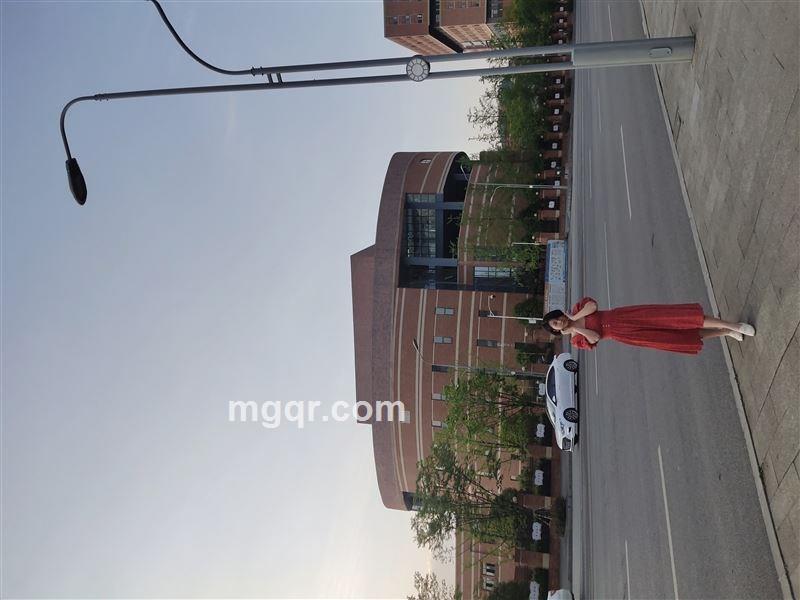 半佛少女的头像