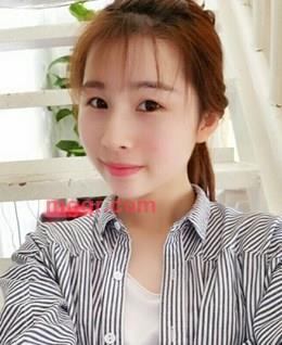 草莓有点甜的头像