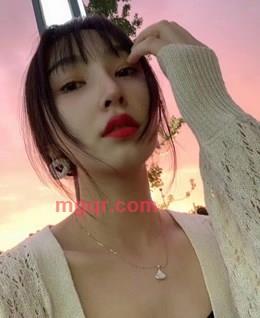 开心的小芳的头像