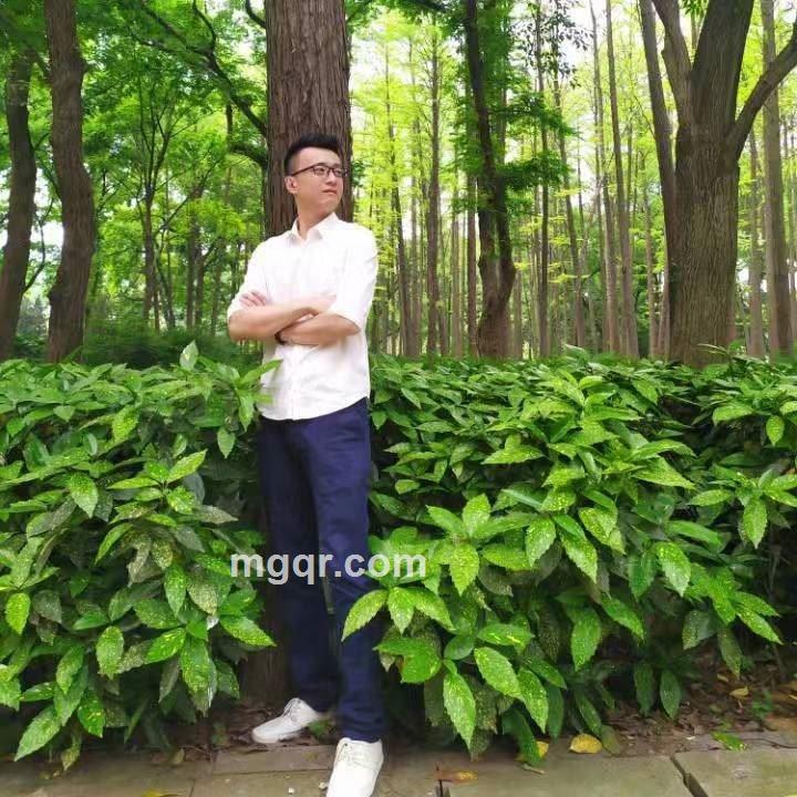 岁月其实不静好