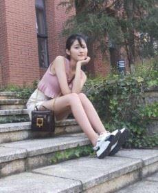 美丽女孩的头像