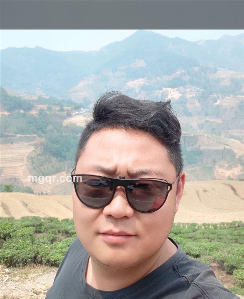 庙小阴风大的头像