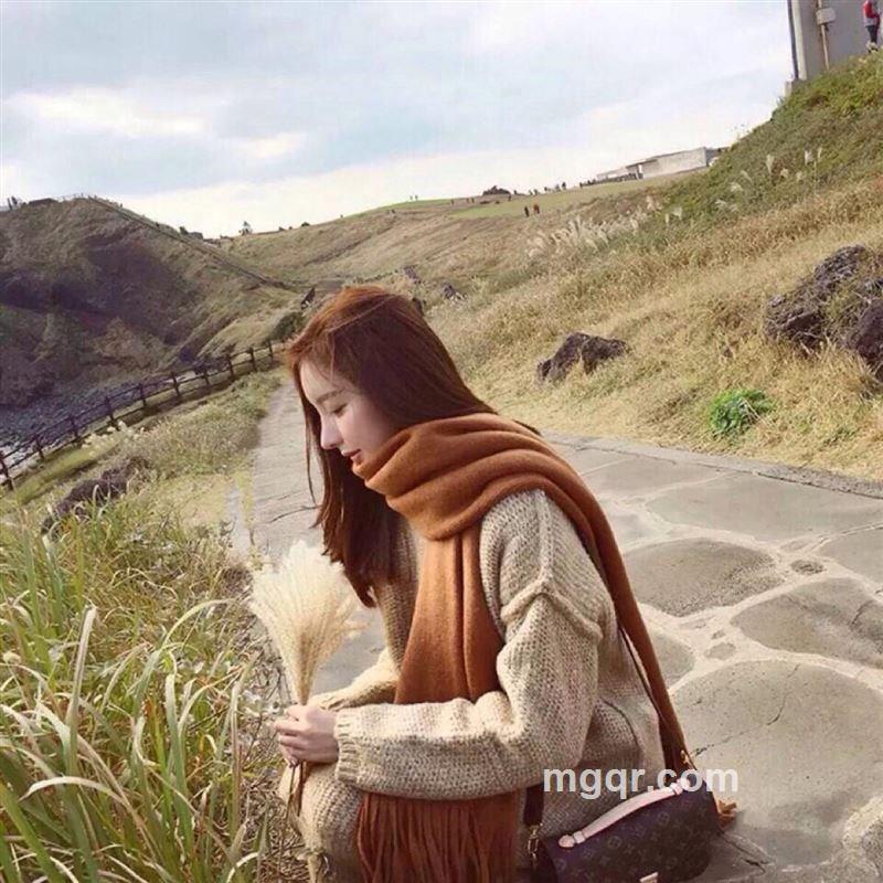 一条小金鱼的头像