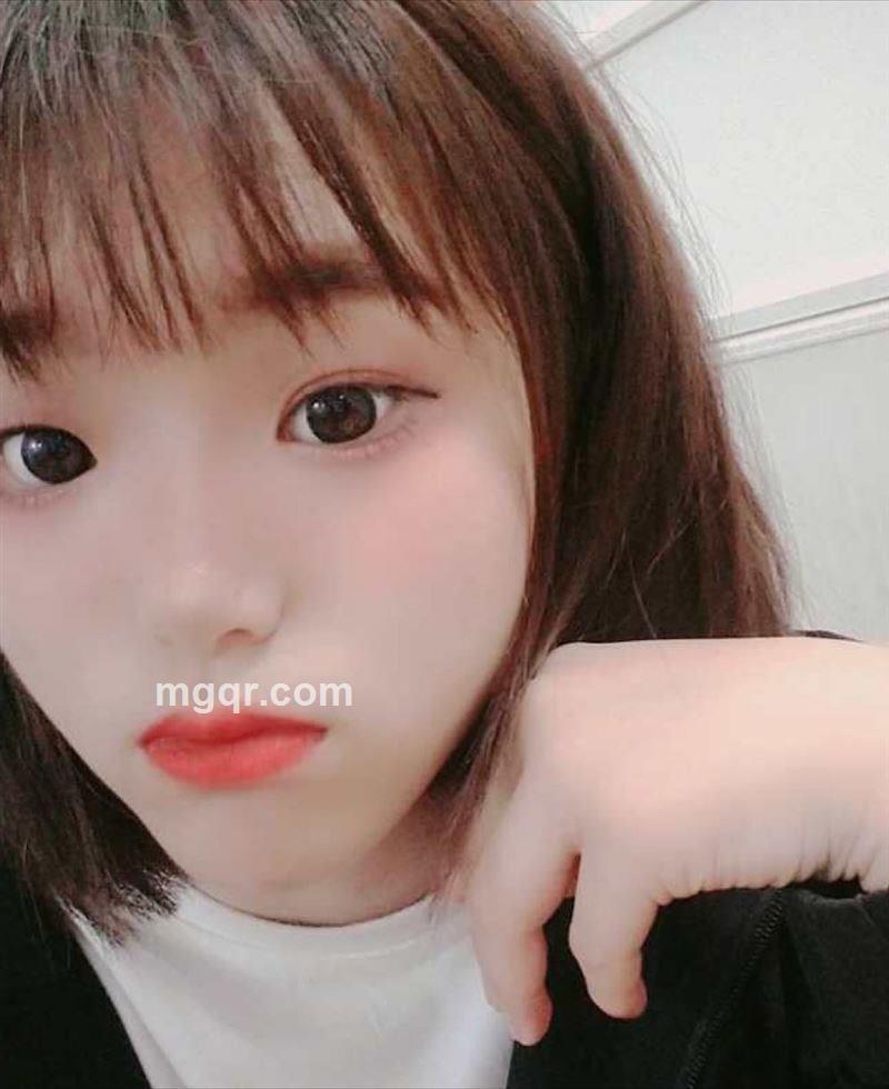 漫天繁星点点星光的头像